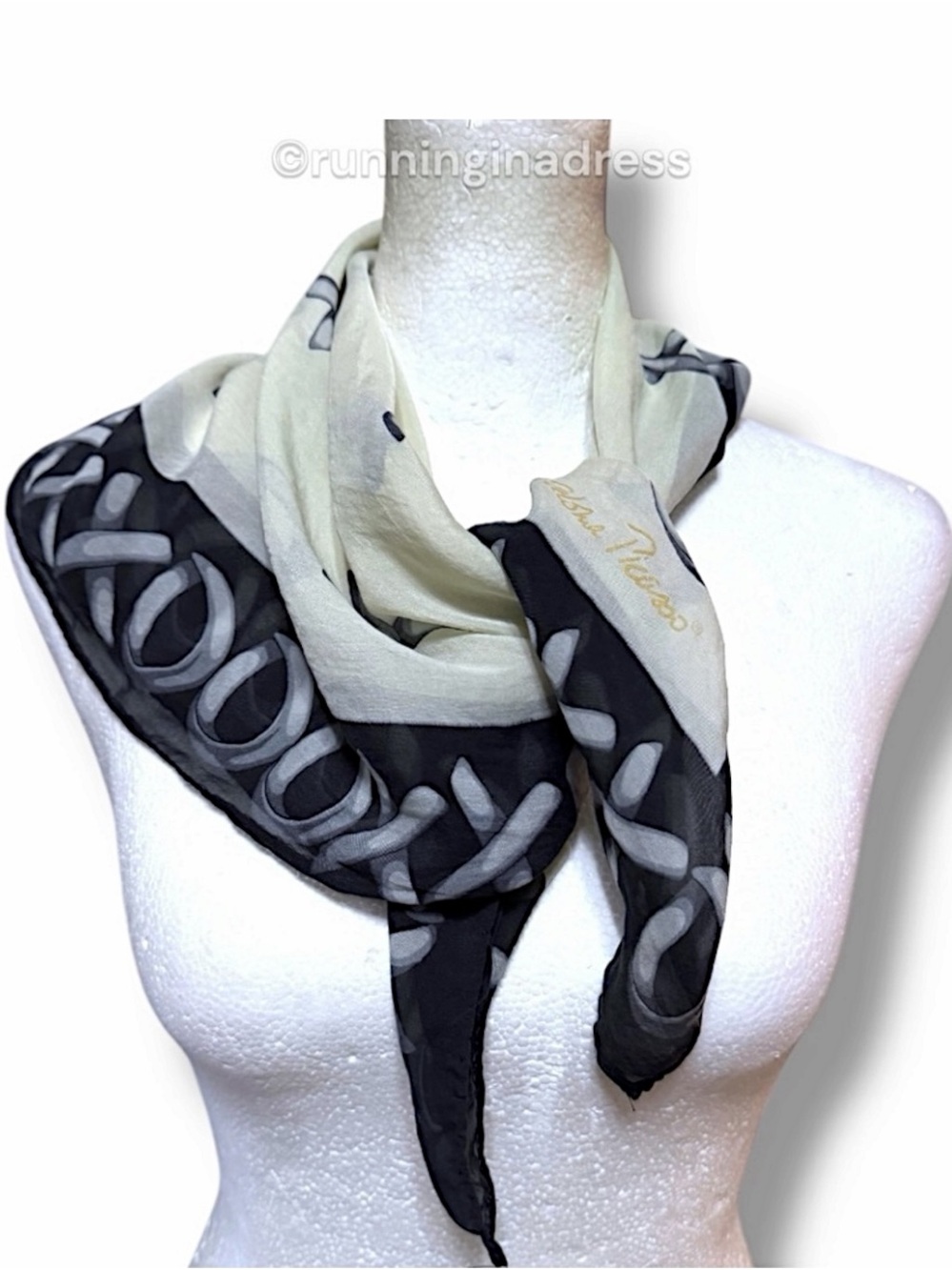 Vintage Paloma Picasso XOXO Silk Scarf Black Beige Hugs & Kisses Italy - Picture 3 of 16